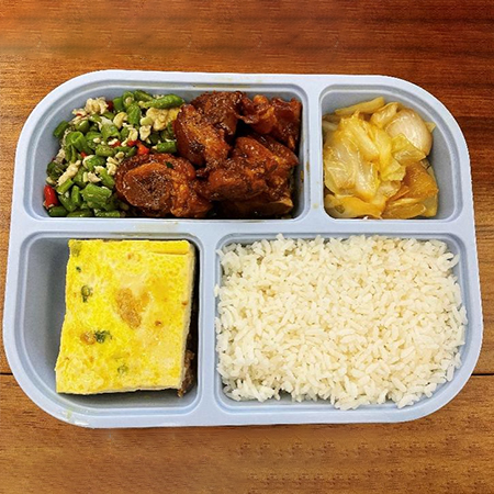 猪蹄肉末蒸蛋饭